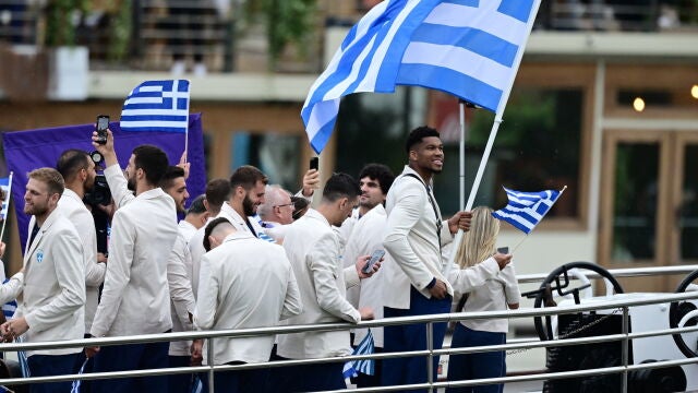 Giannis Antetokounmpo, abanderado de Grecia en la ceremonia inaugural