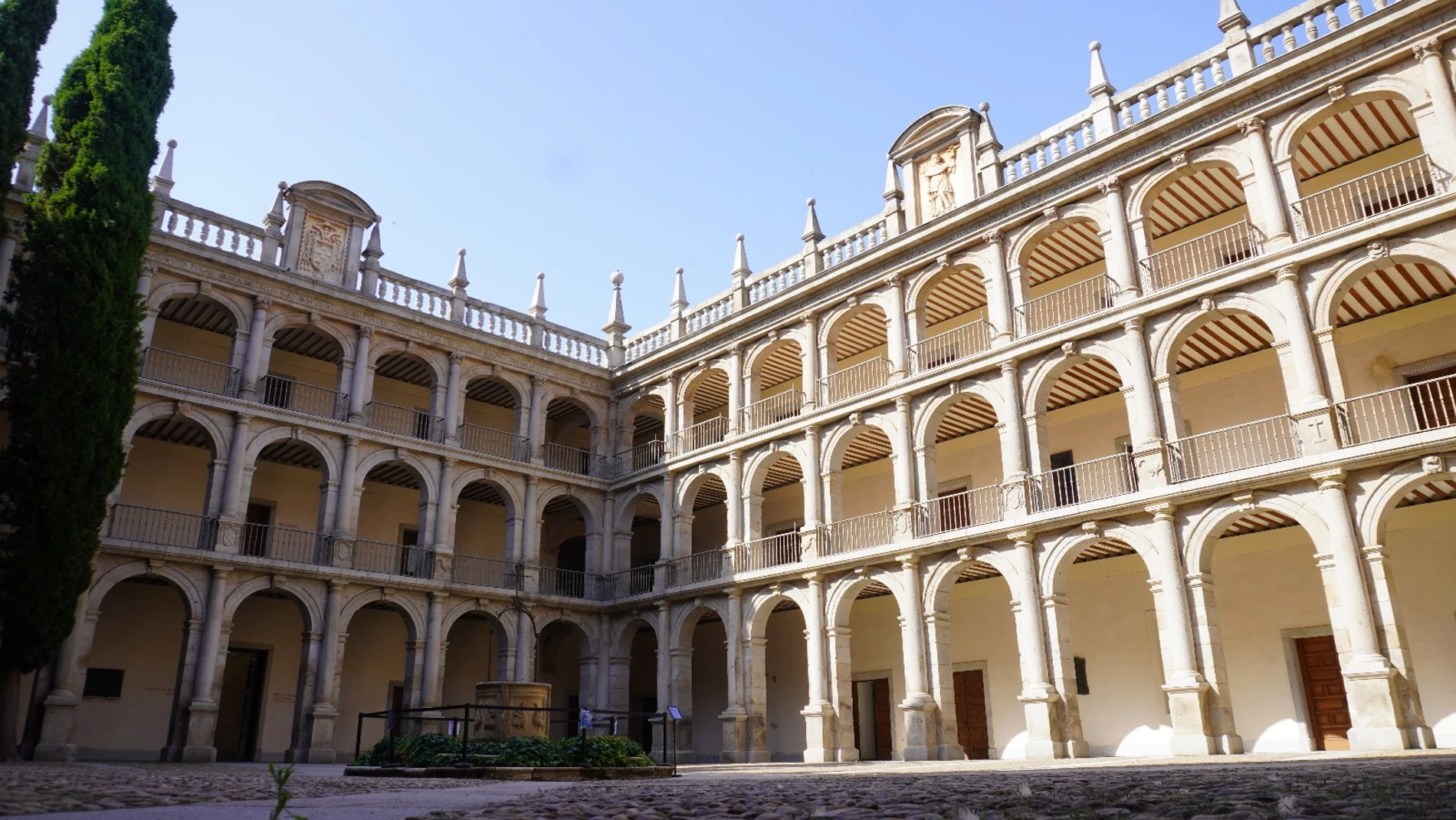Los hechos ocurrieron en la construcción del patio mayor de la universidad