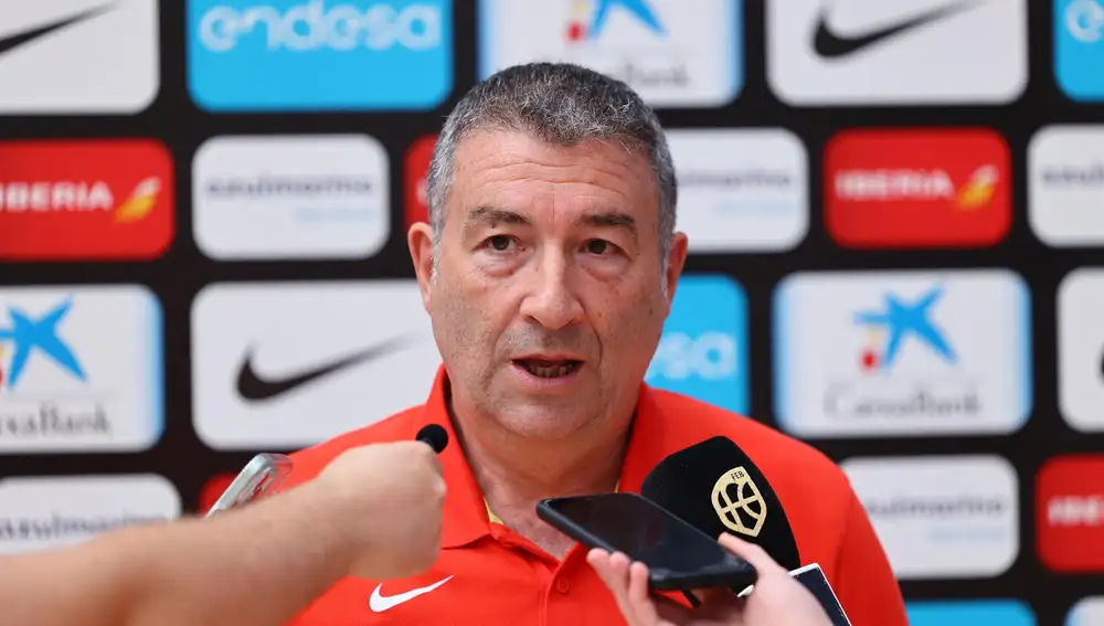 JJ.OO/Baloncesto.- Miguel Méndez: "Hay muy pocos equipos que no tengan aspiraciones serias de estar arriba"