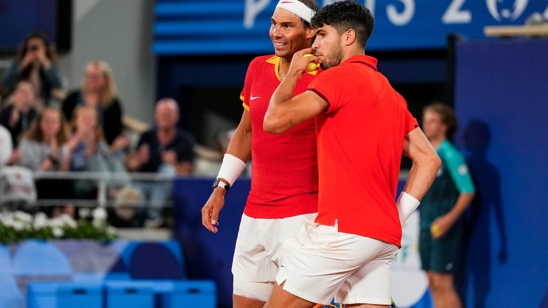 Rafa Nadal y Carlos Alcaraz en Paris 2024 ALVARO DIAZ / AFP7 /EUROPA PRESS 27/07/2024 ONLY FOR USE IN SPAIN