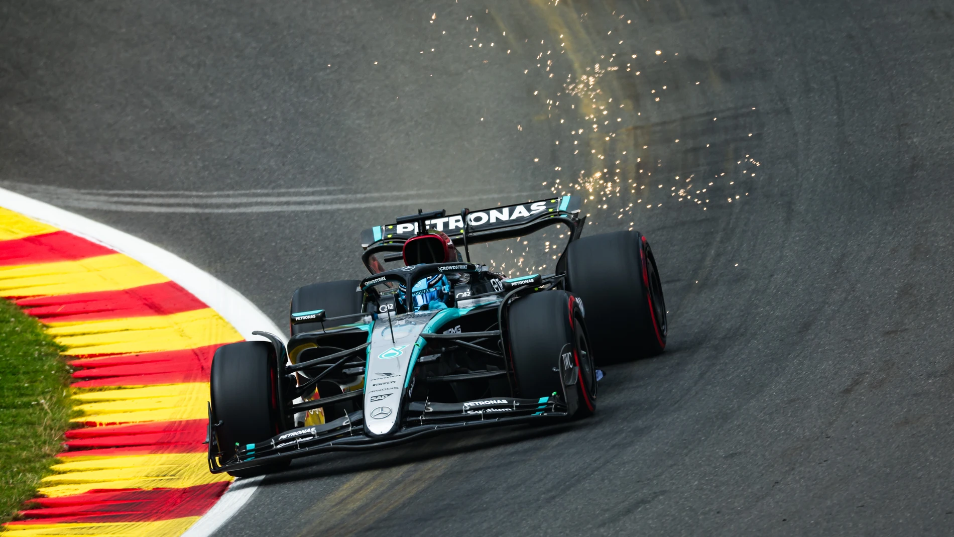63 RUSSELL George (gbr), Mercedes AMG F1 Team W15, action during the Formula 1 Rolex Belgian Grand Prix 2024, 14th round of the 2024 Formula One World Championship from July 26 to 28, 2024 on the Circuit de Spa-Francorchamps, in Stavelot, Belgium - Photo Florent Gooden / DPPI AFP7 26/07/2024 ONLY FOR USE IN SPAIN
