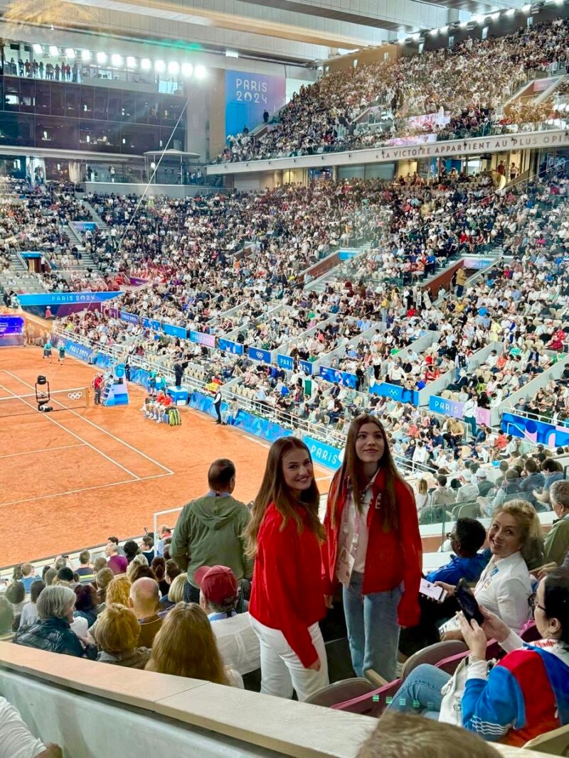 Leonor y Sofía en los Juegos Olímpicos. 