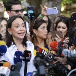 La líder de la oposición Venezolana María Corina vota en Caracas