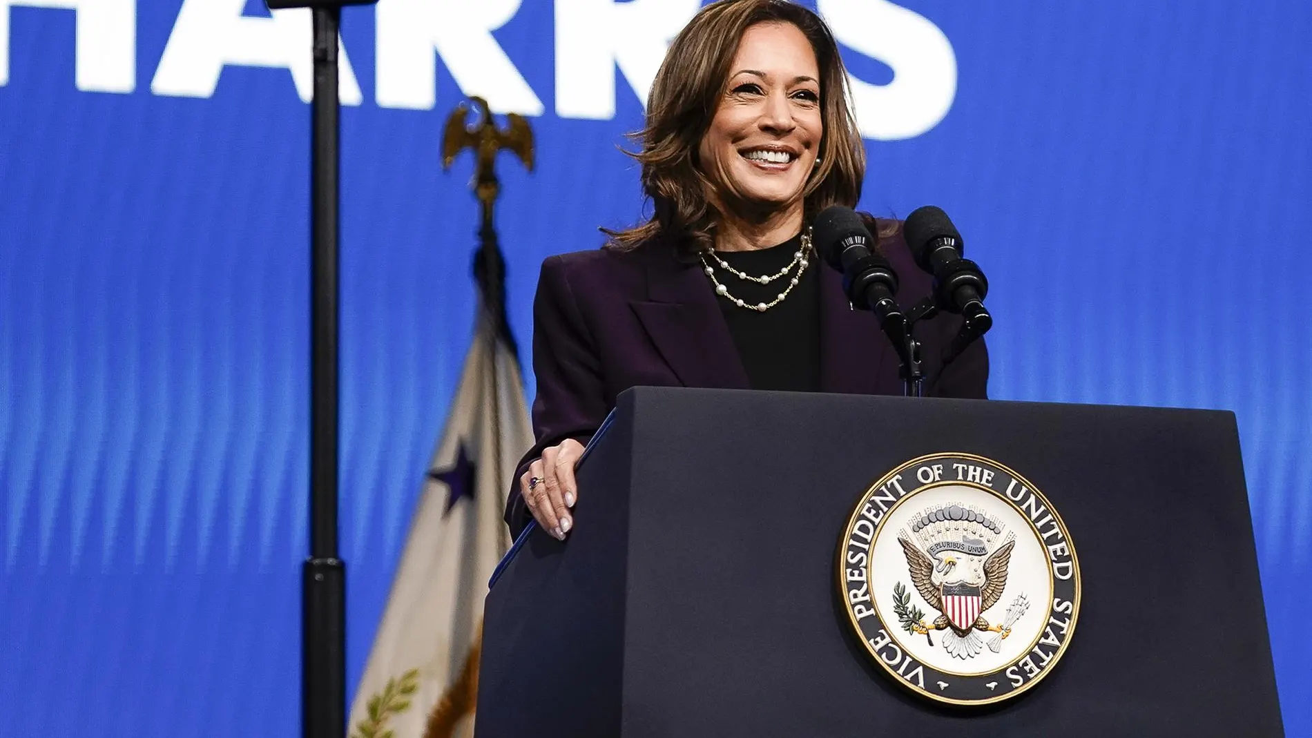 EEUU.- Kamala Harris recauda 184 millones en la primera semana de campaña