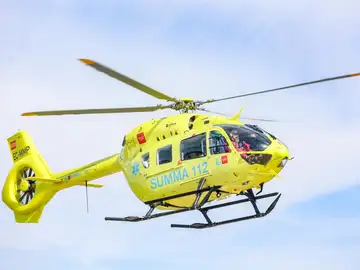 Helicóptero del Summa 112 en acción en la Comunidad de Madrid Helicóptero del Summa 112 en acción en la Comunidad de Madrid