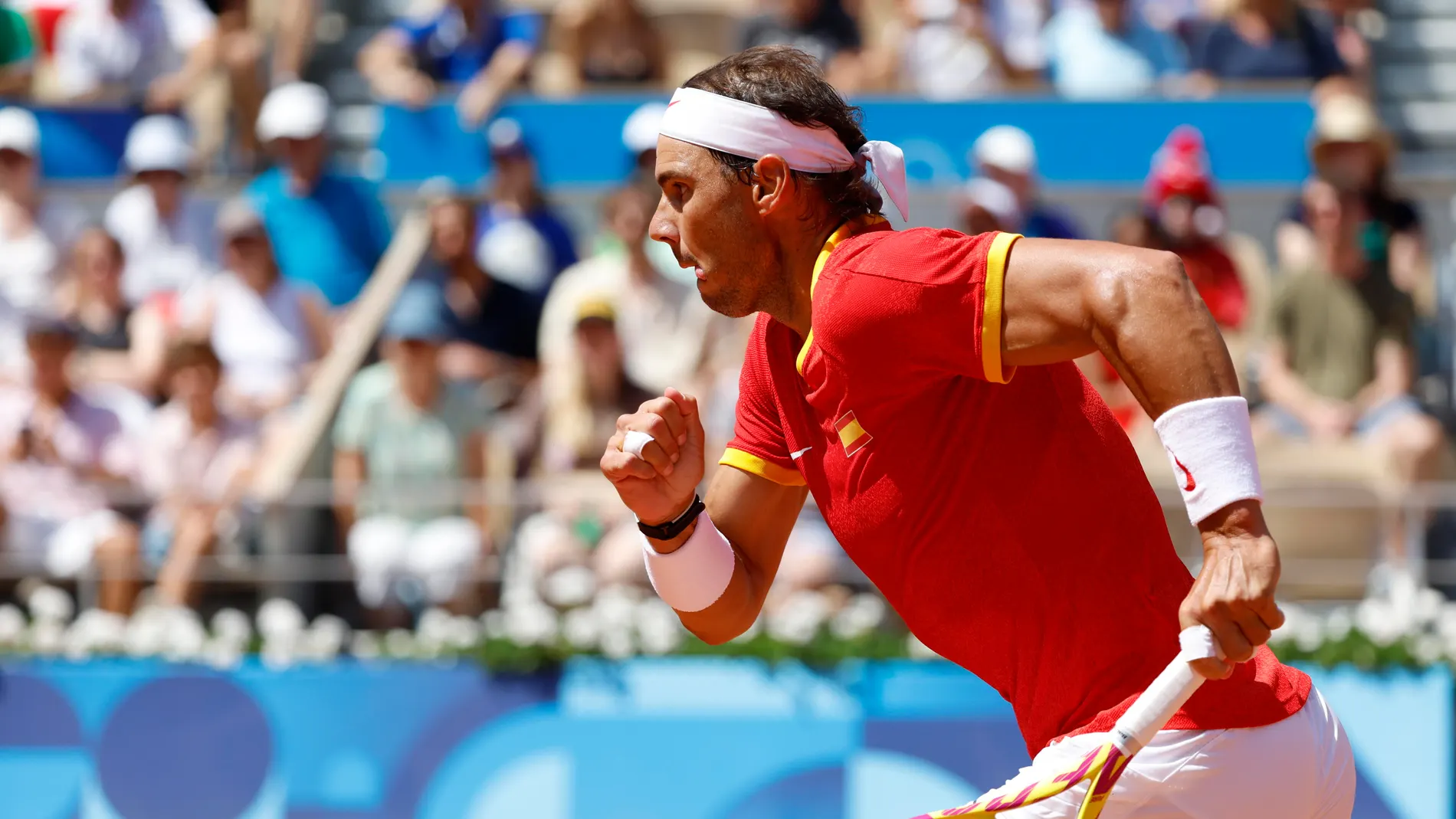Paris (France), 29/07/2024.- Rafael Nadal of Spain in action during the Men's Singles second round match against Novak Djokovic of Serbia at the Tennis competitions in the Paris 2024 Olympic Games, at the Roland Garros in Paris, France, 29 July 2024. (Tenis, Francia, España) EFE/EPA/FRANCK ROBICHON