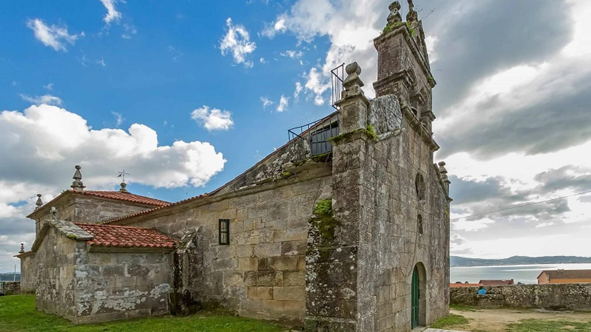 Iglesia de San Pedro de Bordóns.