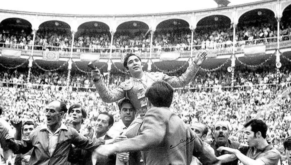 Murió, a los 83 años, el histórico matador de toros Paco Camino