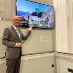 El presidente de la Diputación de Salamanca, Javier Iglesias, presenta las novedades del "Camino del Hierro"