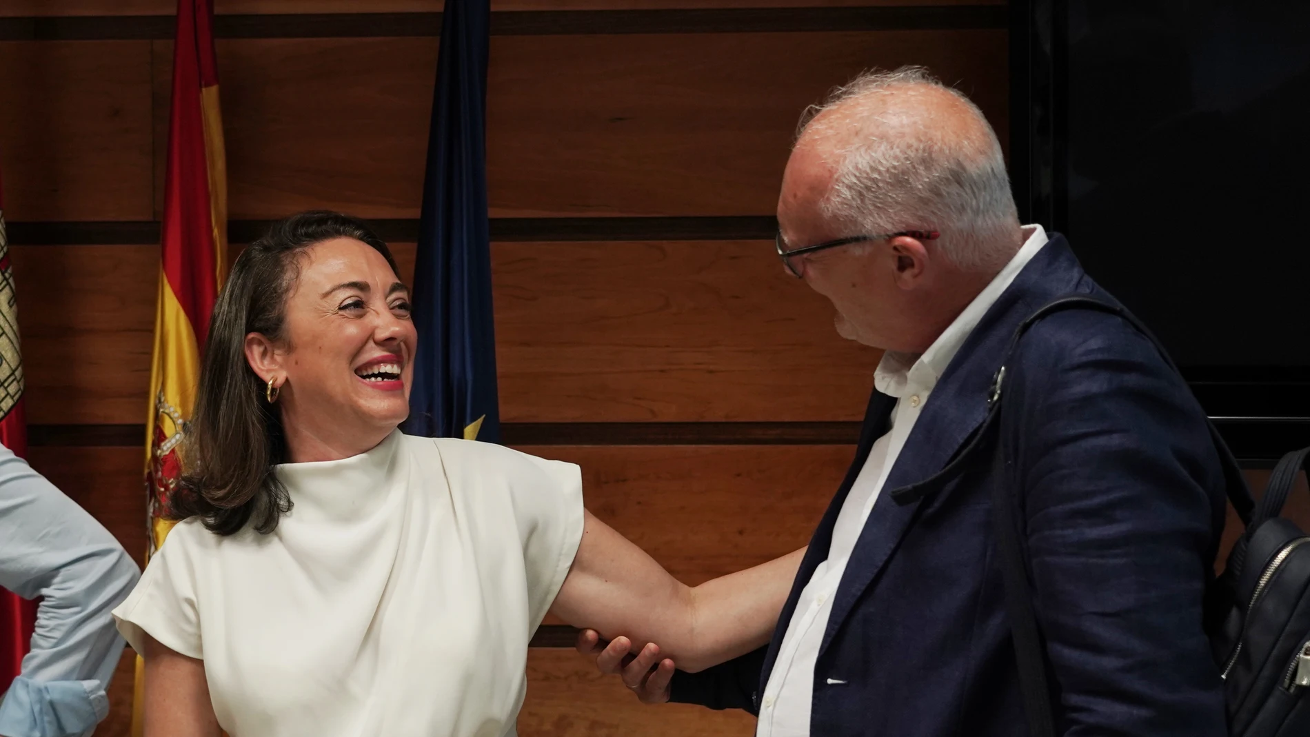 La consejera de Agricultura, Ganadería y Desarrollo Rural, María González Corral, se reúne con la Asociación de Comunidades de Regantes de la Cuenca del Duero, Ferduero