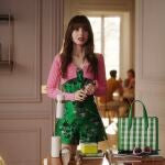 Emily en París temporada 4, todos los looks que ya que queremos antes de su estreno.
