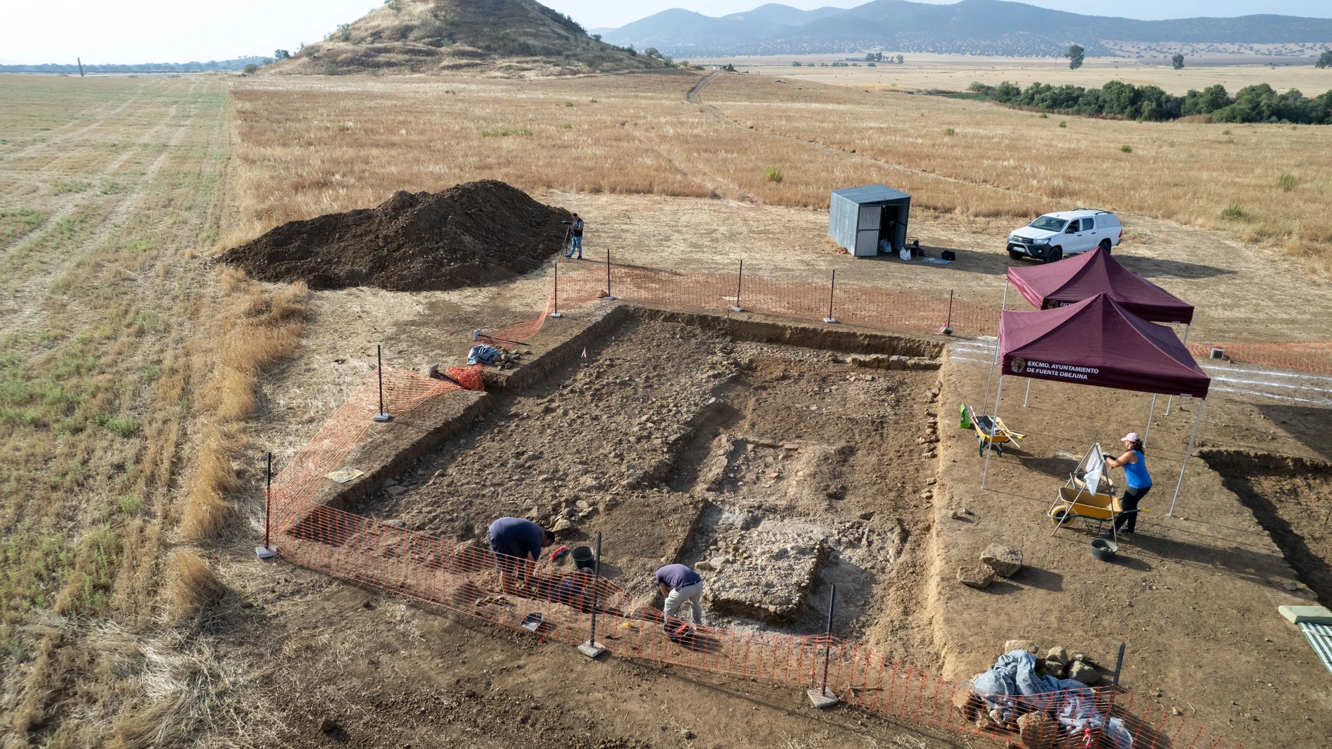 GRAFAND2781. CÓRDOBA, 01/08/2024.- La campaña de excavaciones de 2024 de la ciudad romana de Mellaria, en Fuente Obejuna (Córdoba), ha identificado el trazado de unos 1.160 metros de la vía Corduba-Emerita a su paso por Mellaria.EFE/ Universidad de Córdoba SOLO USO EDITORIAL/SOLO DISPONIBLE PARA ILUSTRAR LA NOTICIA QUE ACOMPAÑA (CRÉDITO OBLIGATORIO)
