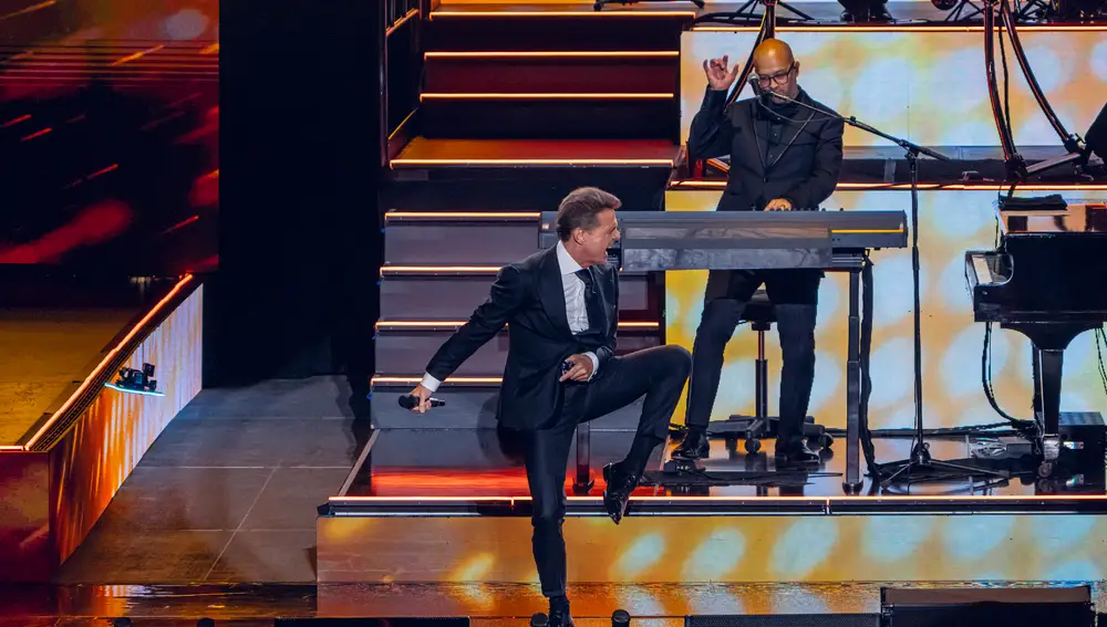 Luis Miguel durante su espectáculo en Marbella