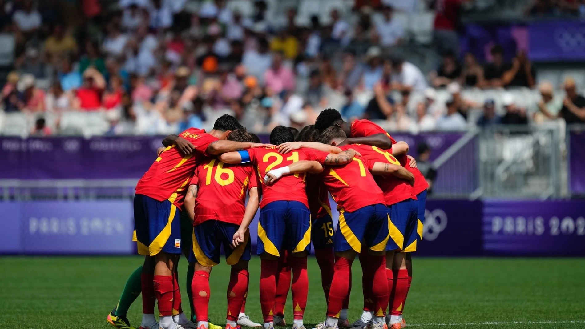 Los jugadores de la selección española olímpica durante el partido de los Juegos Olímpicos ante Egipto. RFEF 01/08/2024