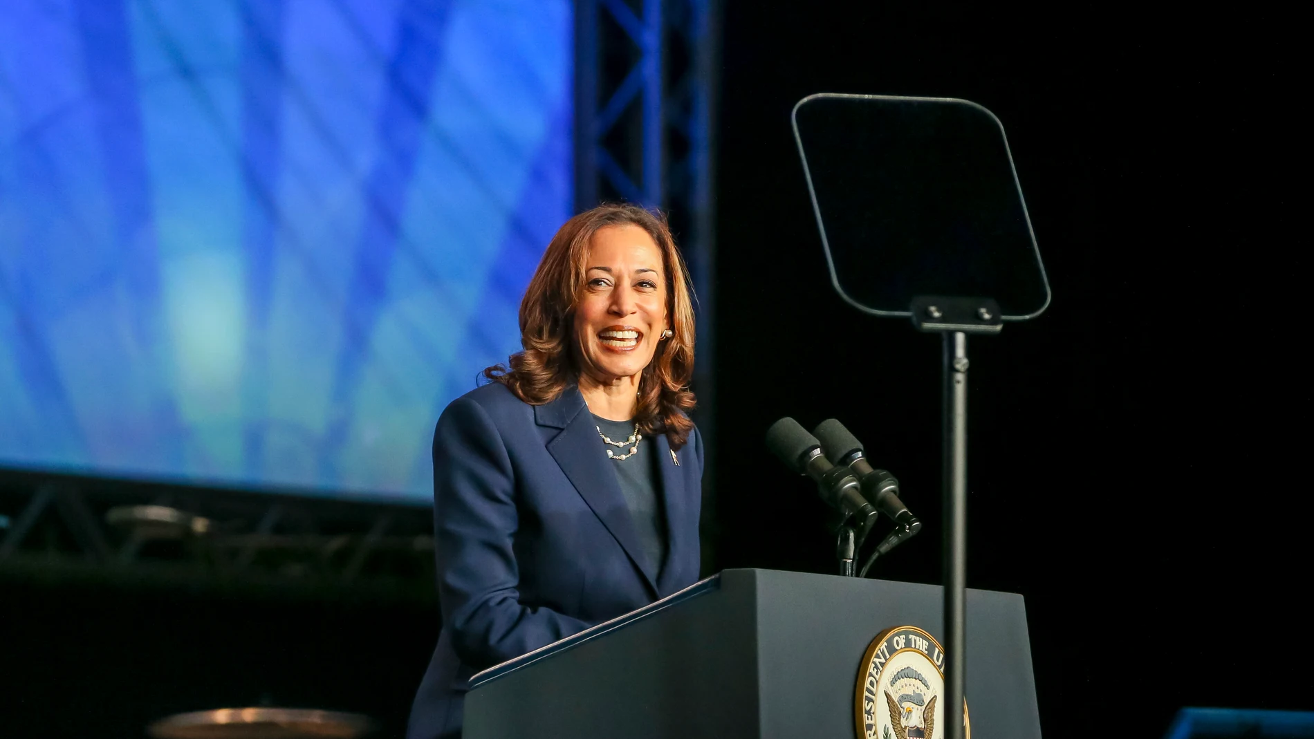 Houston (United States), 01/08/2024.- US Vice President Kamala Harris addresses Sigma Gamma Rho Sorority Inc.'s 60th International Biennial Boule at the George R. Brown Convention Center on Houston, Texas, USA, 31 July 2024. Vice President Harris is widely expected to become the Democratic party'Äôs presidential nominee after US President Joe Biden dropped out of the race earlier this month. EFE/EPA/LESLIE PLAZA JOHNSON