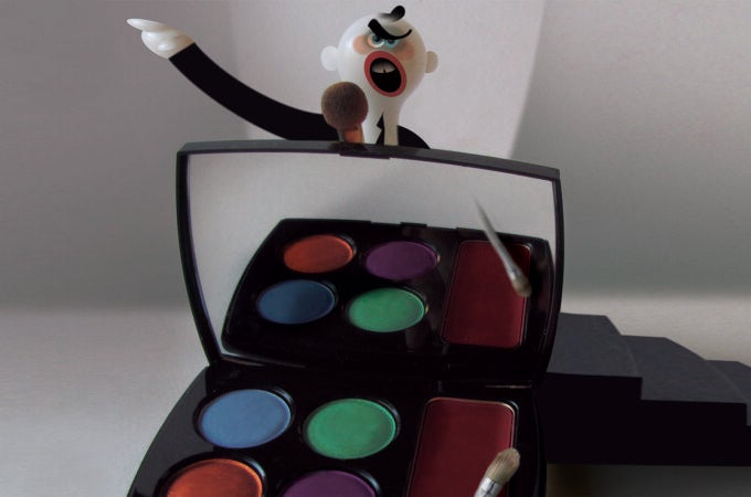 Con cierto desconcierto