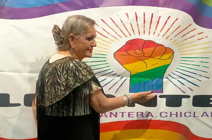 «Me pasearon rapada en el pueblo por ser mariquita» «Me pasearon rapada en el pueblo por ser mariquita»