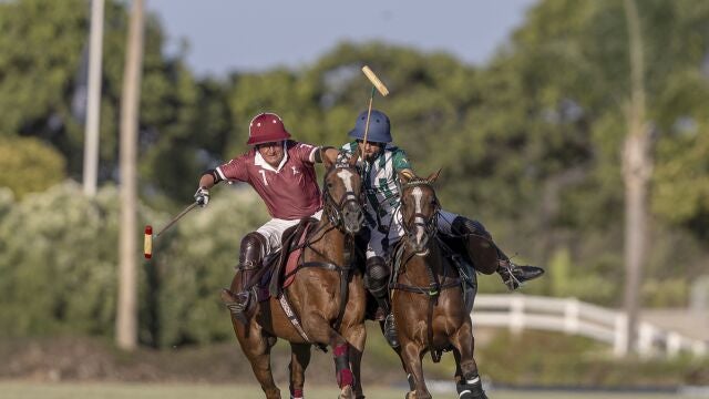 Sebastian Aguettant & Rashid Albwardy - DUBAI vs. KAZAK. Photo Credit MATIAS CALLEJO