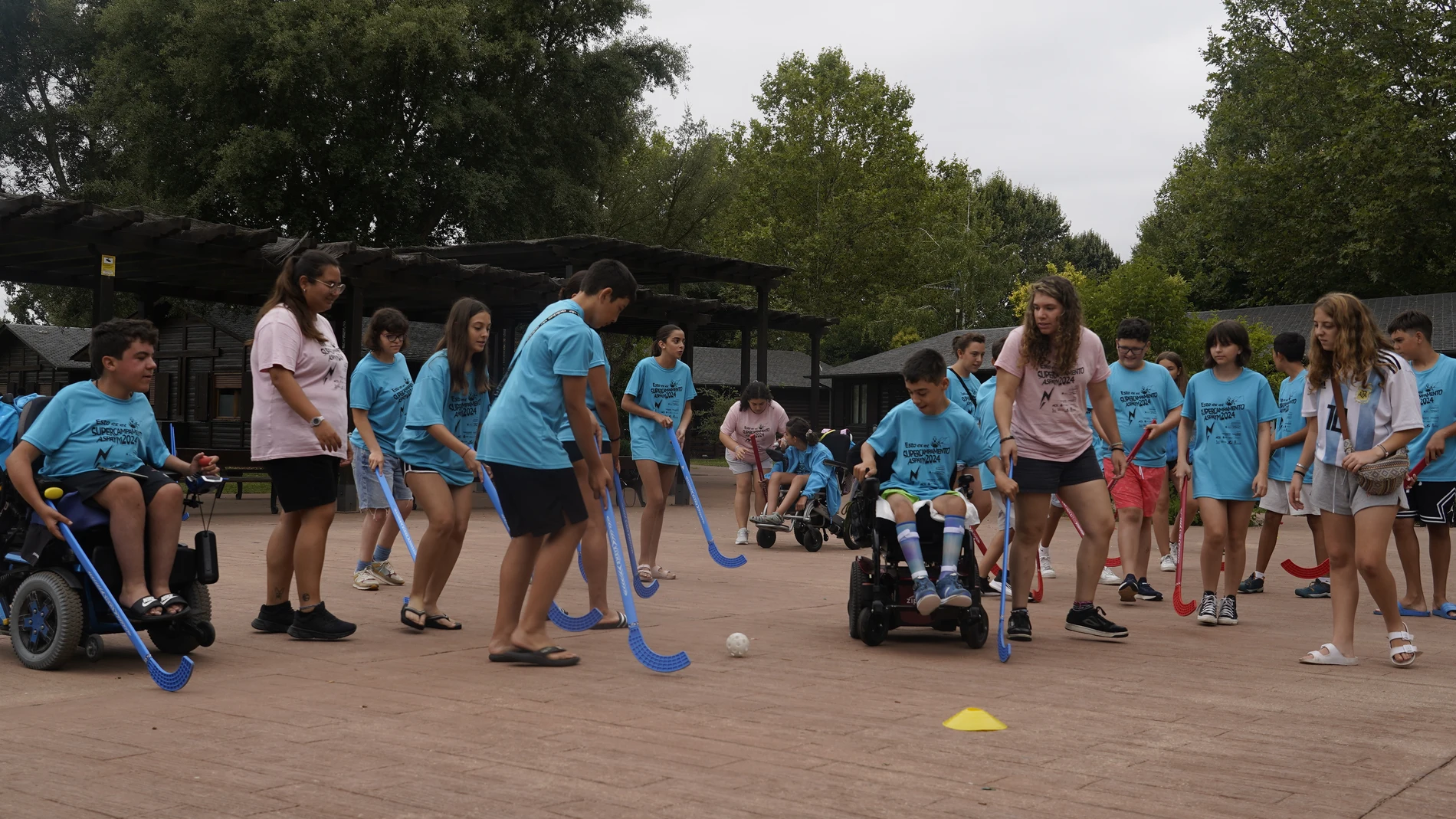 Un total de 120 niños disfrutan hasta el 11 de agosto de esta cita que cumple 25 años