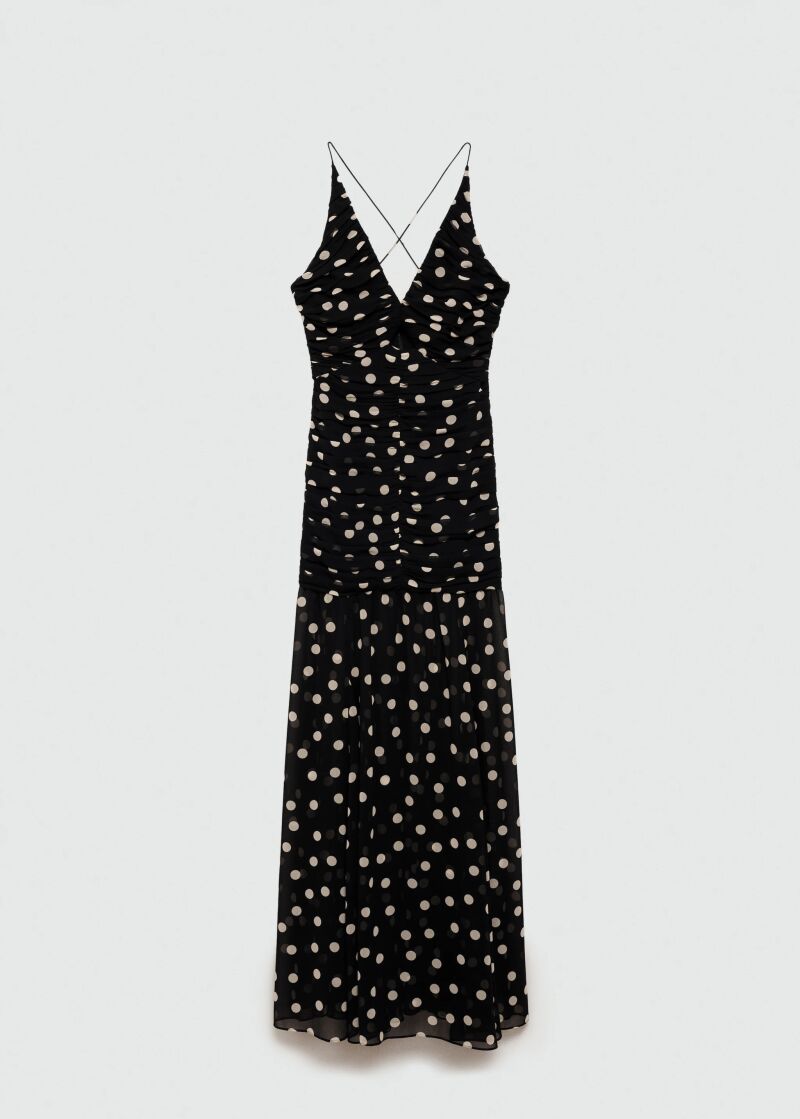 Vestido drapeado con escote cut-out.