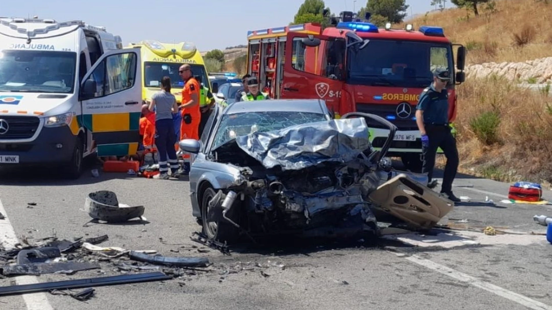 Tres muertos y tres heridos en un accidente entre dos vehículos en la A-356 en Casabermeja