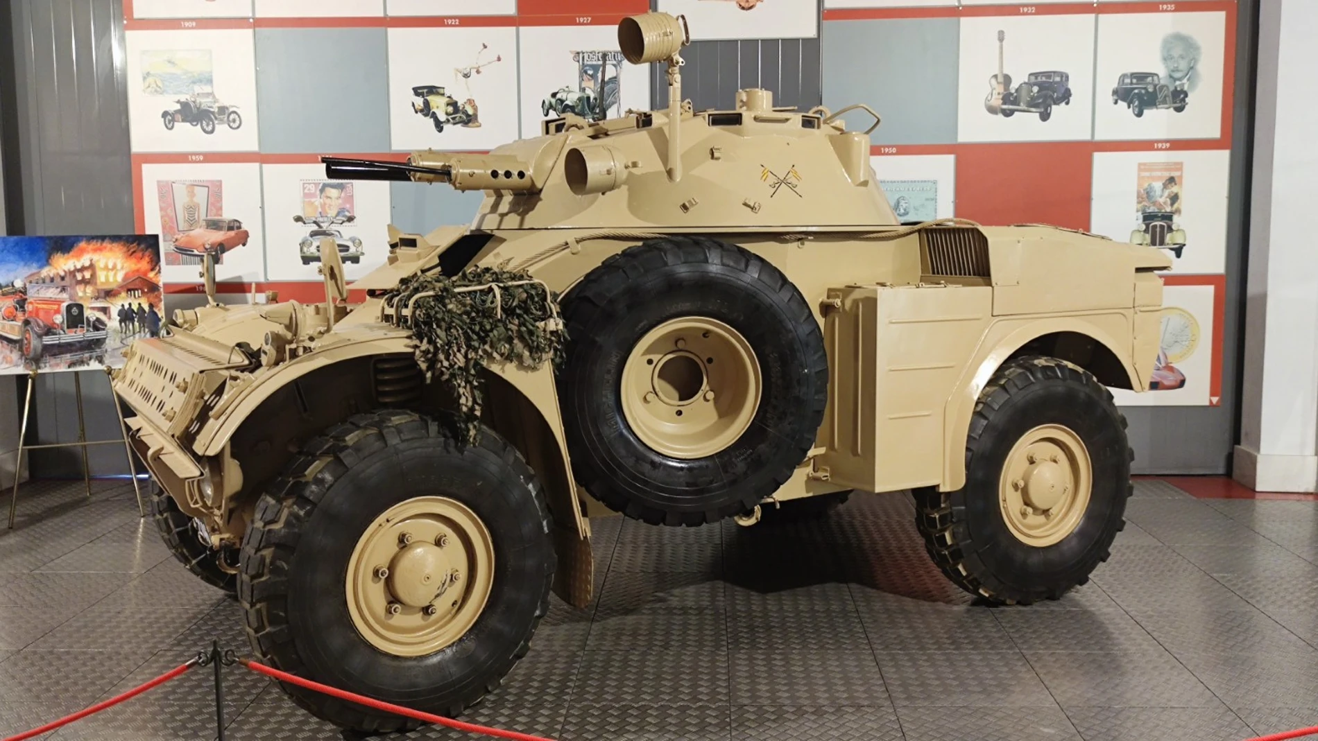 Autoametralladora Panhard HE60/7, el histórico blindado francés presente en la "Marcha Verde" de los años 70