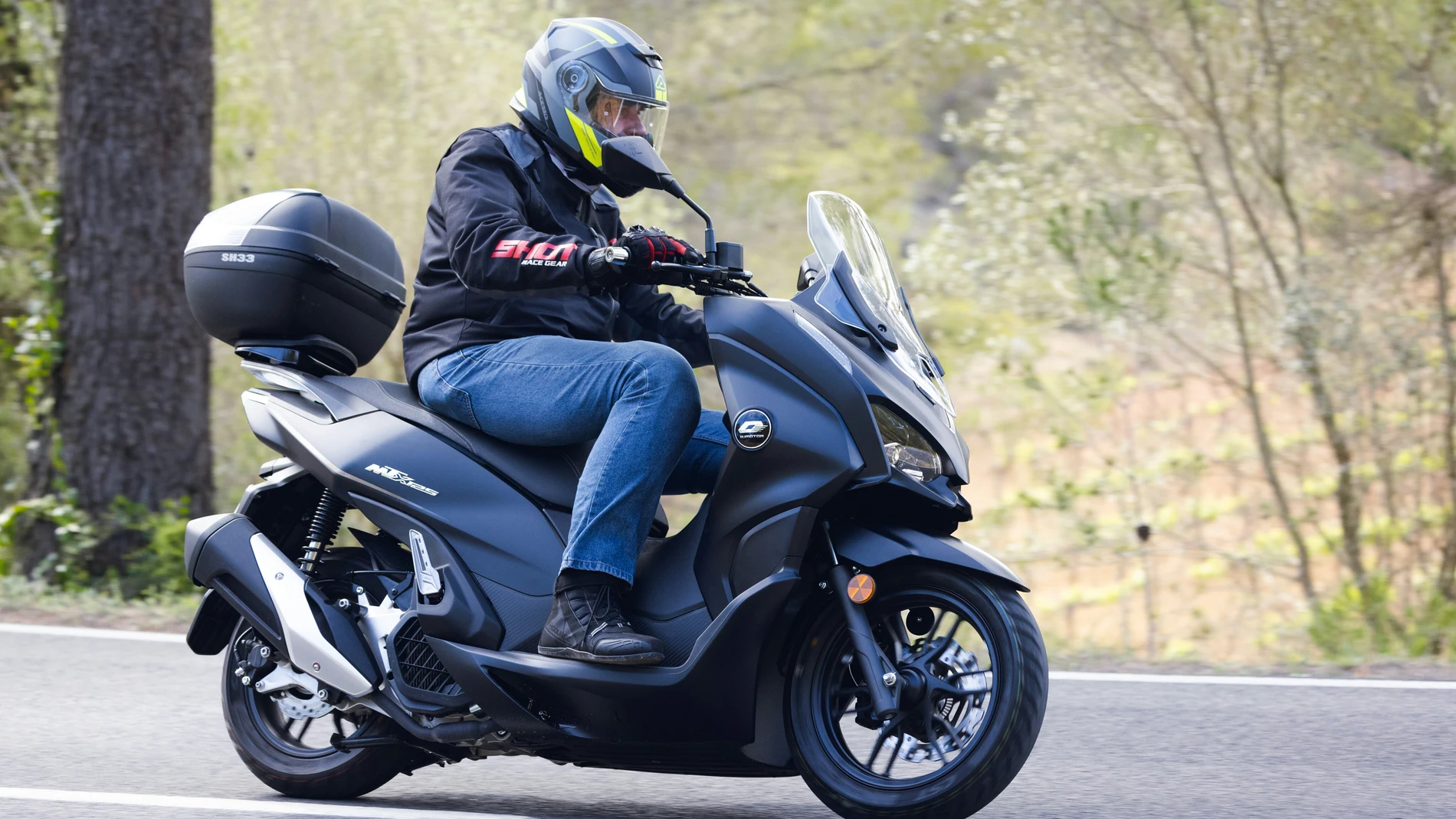 QJ MTX 125, la opción más compacta en scooter