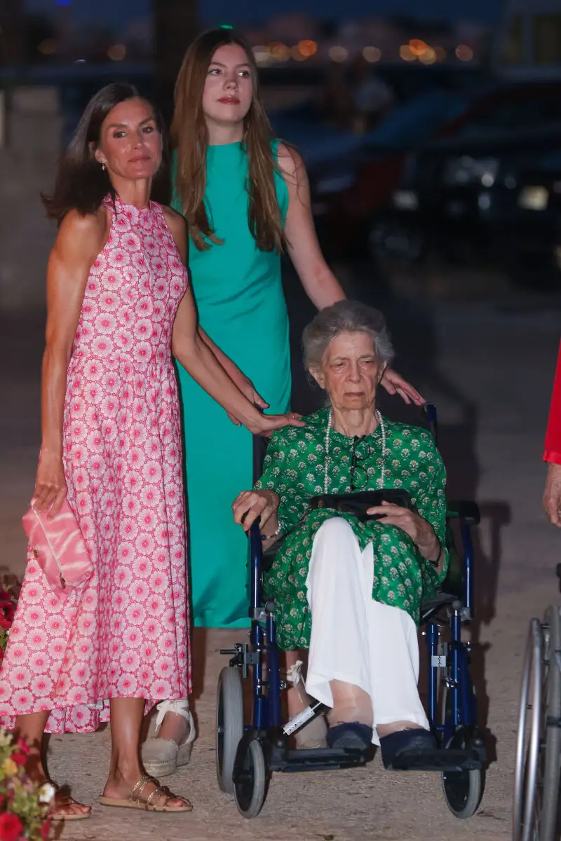 La Familia Real disfruta de una distendida cena durante sus vacaciones en Mallorca