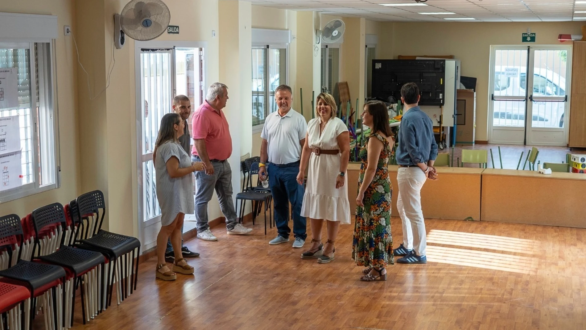 La alcaldesa Noelia Arroyo y el concejal Ignacio Jáudenes visitan el CEIP Ciudad Jardín para valorar las obras estivales en centros escolares del municipio