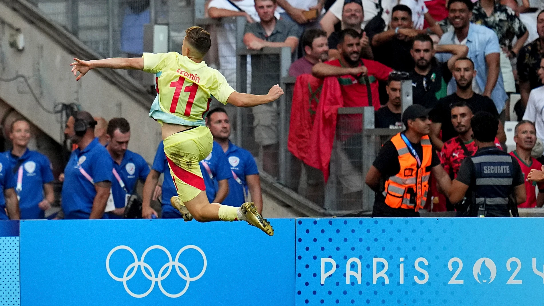 Spain's Fermin Lopez celebrates is side's first goal during a men's semifinal soccer match between Morocco and Spain at the 2024 Summer Olympics, Monday, Aug. 5, 2024, at Marseille Stadium in Marseille, France. (AP Photo/Daniel Cole)