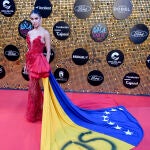 La influencer y modelo Ninoska Vázquez en la alfombra roja en la XV Gala Starlite Occident