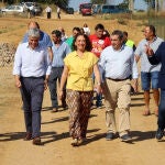 González Corral visita las obras de regadío en Villarejo de Órbigo