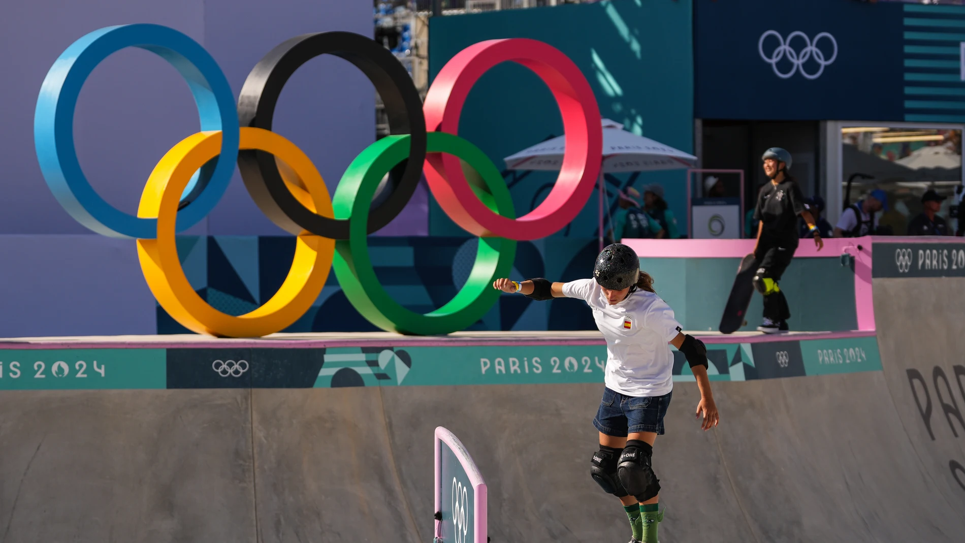 Naia Laso of Spain competes during Women's Park Final of the Skateboarding on La Concorde 4 during the Paris 2024 Olympics Games on August 6, 2024 in Paris, France. AFP7 06/08/2024 ONLY FOR USE IN SPAIN