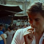 Alain Delon en la escena del mercado napolitano en "A pleno sol"