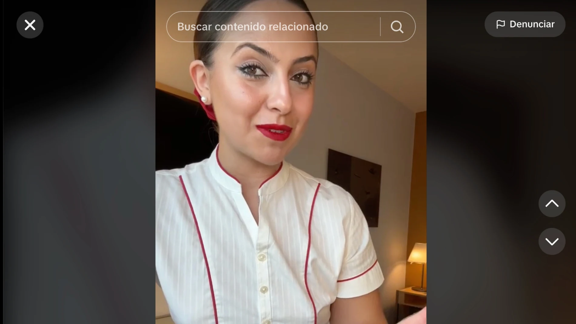 Una azafata española revela cuánto gana trabajando para Emirates en Dubái