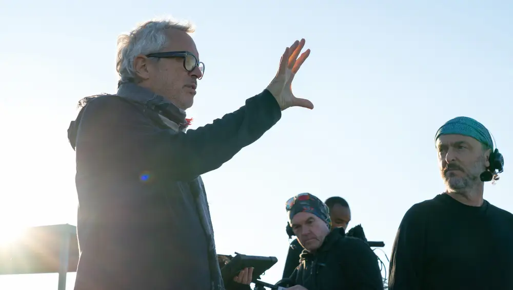 Alfonso Cuarón durante el rondaje de "Observada"