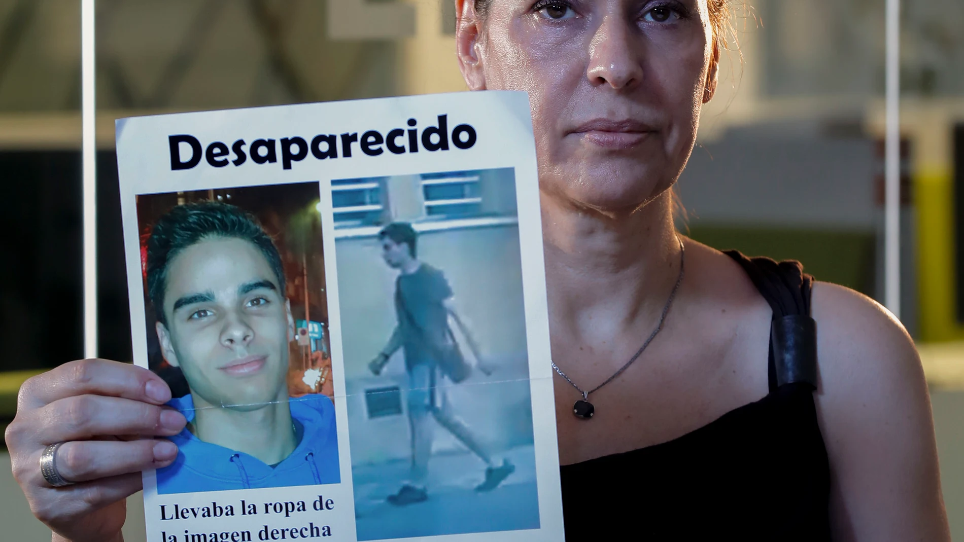 MADRID, 08/08/2024.- Damián Alexander Rodríguez Lourenço, de 19 años, desapareció en Xàtiva (València) el 16 de julio pasado tras acompañar a un supermercado a su madre, Vanesa Lourenço, quien cree que puede estar retenido en Madrid y pide a quien "lo tenga en su casa" que "lo deje volver" con sus padres. En la imagen, su madre, Vanesa, durante una entrevista con EFE. EFE/Anita De Chirico