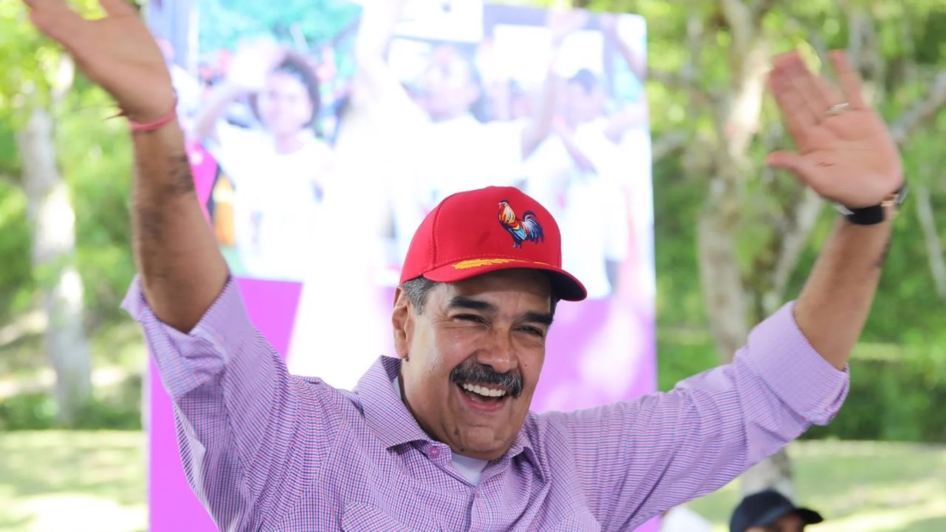 Maduro ordena bloquear durante diez días la red social X (Twitter) en Venezuela por incitar al odio