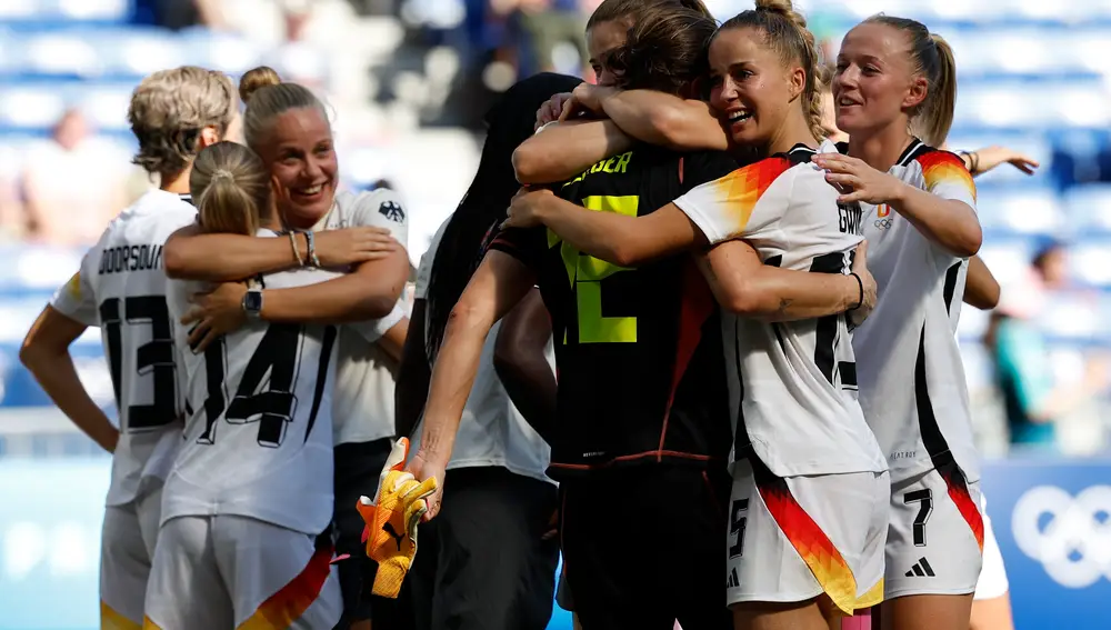 Fútbol fermenino - Partido por la medalla de bronce España - Alemania