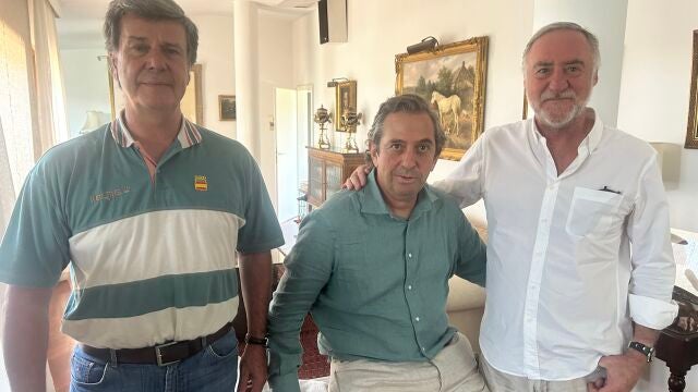 Cayetano Martínez de Irujo, Iñigo Fernández de Mesa y Nacho Ridruejo 