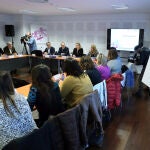 La consejera Isabel Blanco preside una reunión del Observatorio de Violencia de Género de la Comunidad