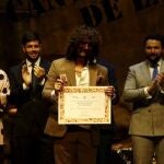 Jesús Corbacho besó el escenario de la Catedral del Cante tras ganar la Lámpara Minera’del LXIII Festival Internacional del Cante de las Minas