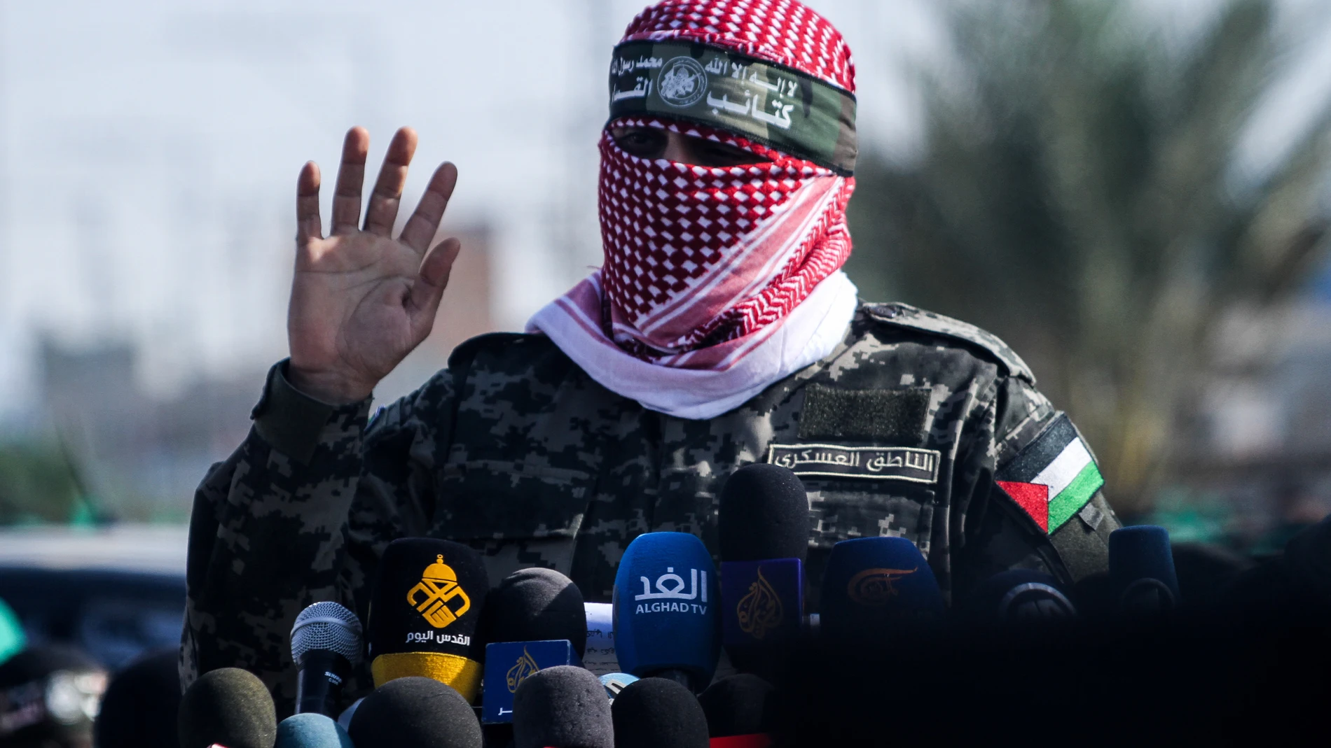 November 11, 2019: Gaza, Palestine. 11 Novembre 2019. The Izz al-Din al-Qassam Brigades hold a military march in Khan Younis, in the southern Gaza Strip. The Izz al-Din Qassam spokesperson, Abu Obeida, spoke during the event. The Al-Qassam brigades are the military wing of the Islamic Resistance Movement of Hamas (Foto de ARCHIVO)11/11/2019