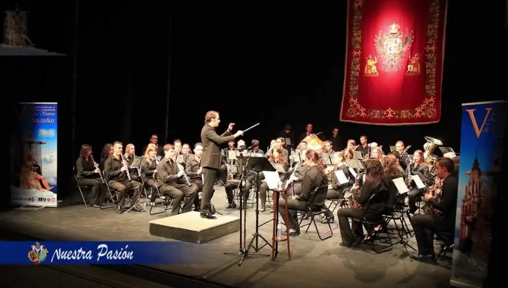 Actuación de la banda musical Unión Musical Benquerencia