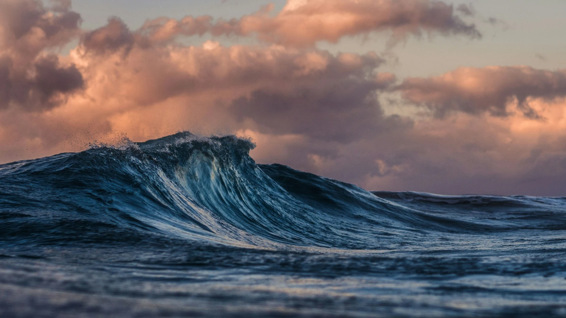 Olas fantasma