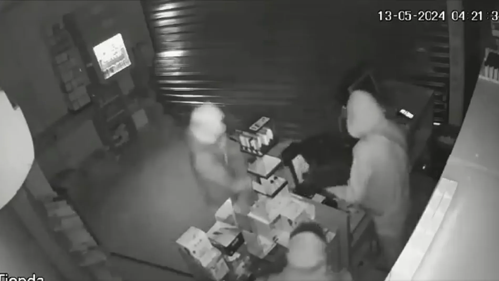 Imágenes impactantes de una peligrosa banda que saqueaba bares, estancos y farmacias en Toledo