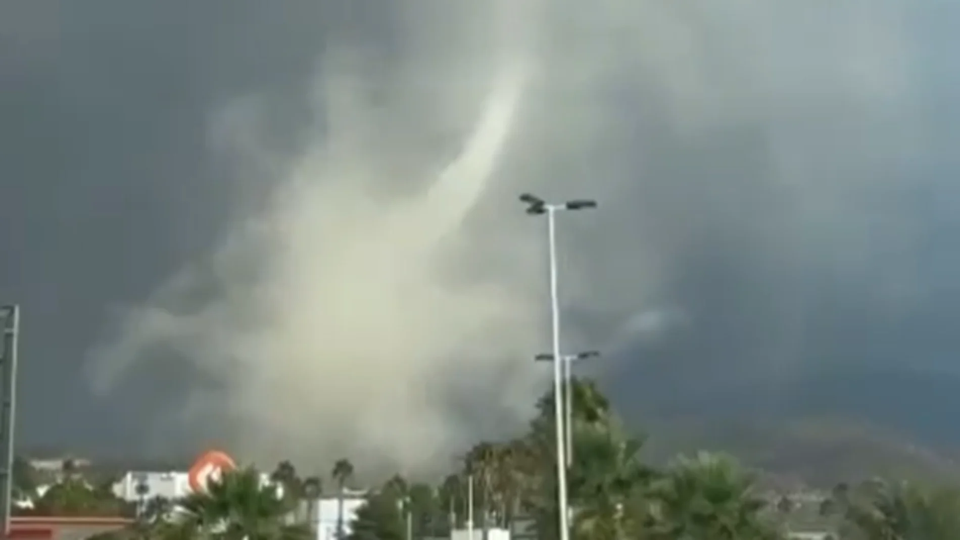 Tornado que ha afectado a una zona próxima a la urbanización Camposol (Mazarrón)