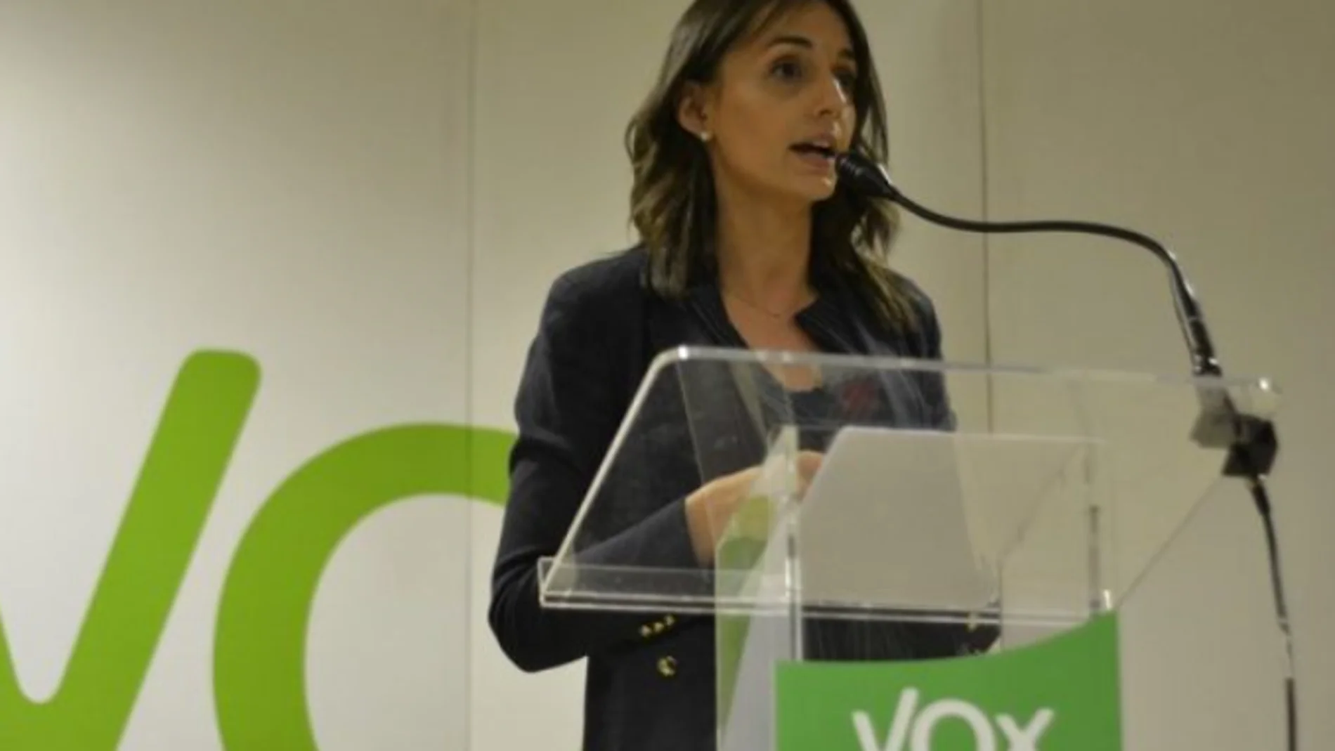 La diputada de Vox a la que agredió el padre de Lamine Yamal rompe su silencio tras el ataque: "Esta es la realidad..."