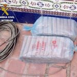 Material explosivo hallado por la Guardia Civil en un domicilio de Cuenca
