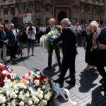 Homenaje de las asociaciones ACVOT y Plataforma 17-A a las víctimas del atentado terrorista del 17 de agosto de 2017